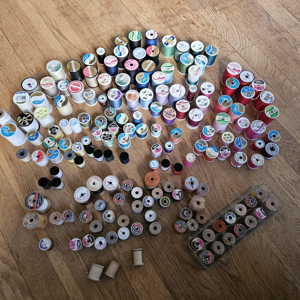 150+ Vintage sewing thread spools